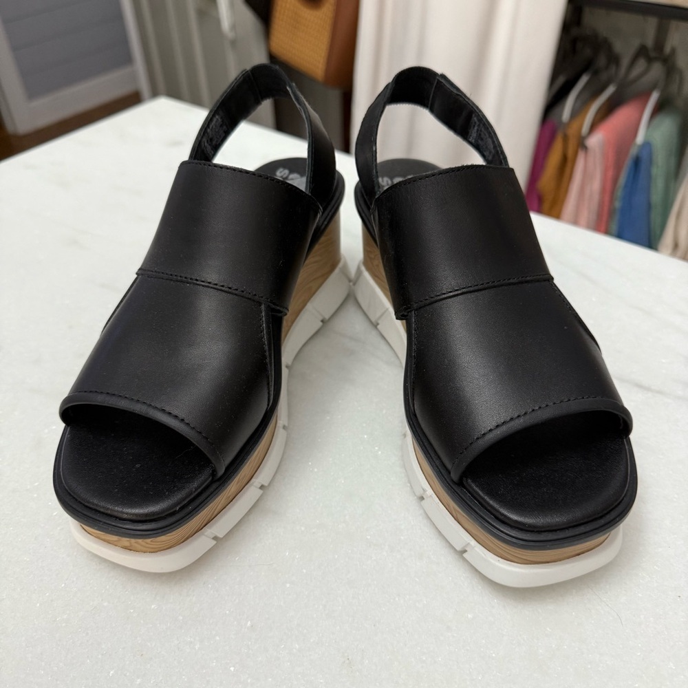Sorel l Black Slingback Platform Sandals